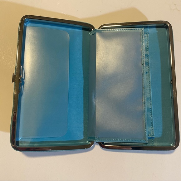 Heritage West clutch, will fit most cell phones out of case, faux leather NWOT - Picture 11 of 14